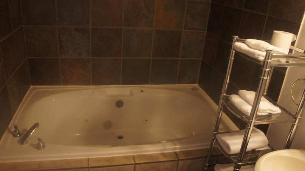 Welcome Traveller Motel Kingston Zimmer foto
